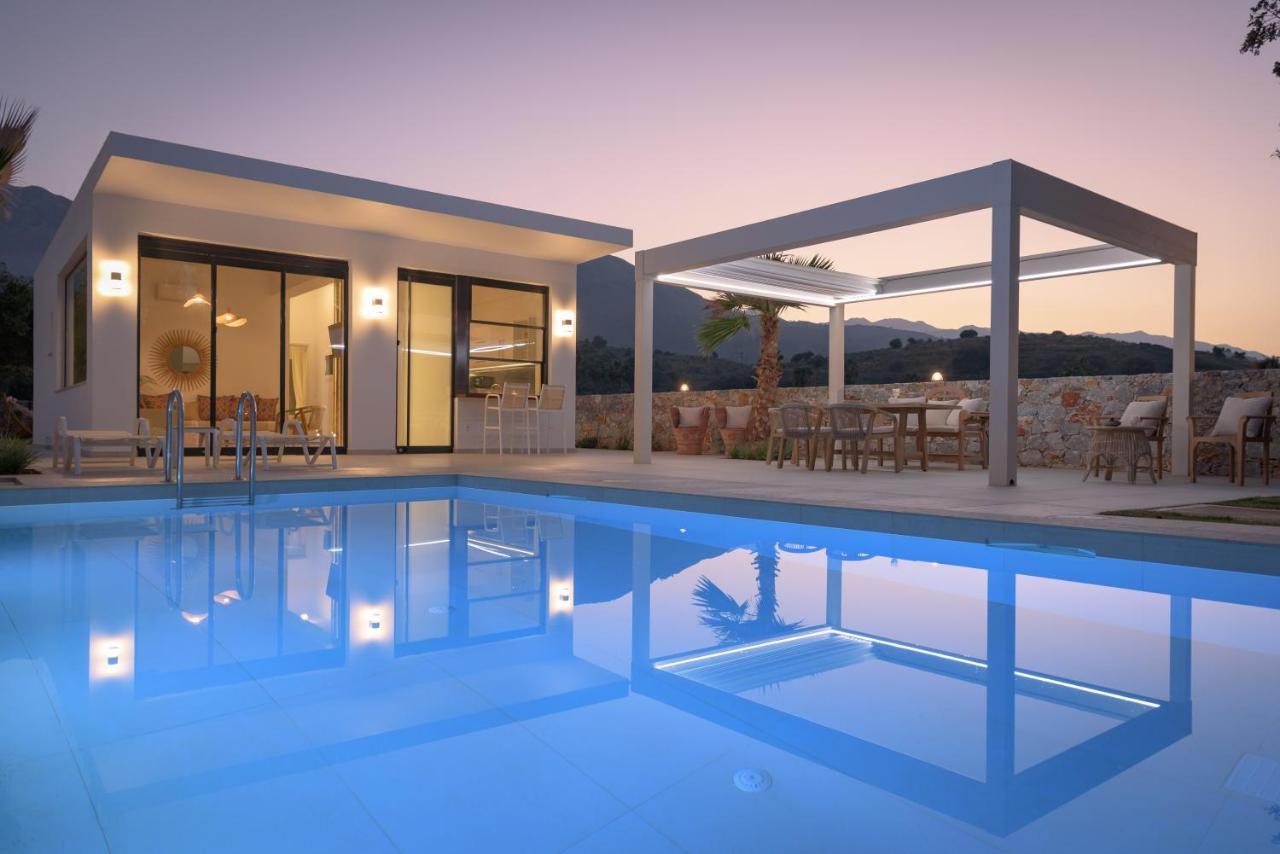 Pelagias Villa Lefka With Heated Pool Mathés エクステリア 写真