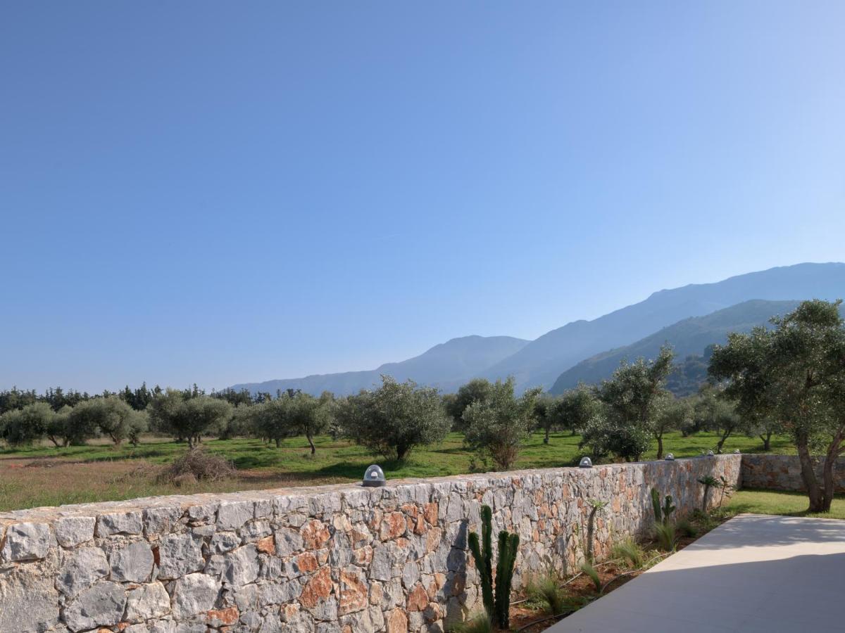 Pelagias Villa Lefka With Heated Pool Mathés エクステリア 写真